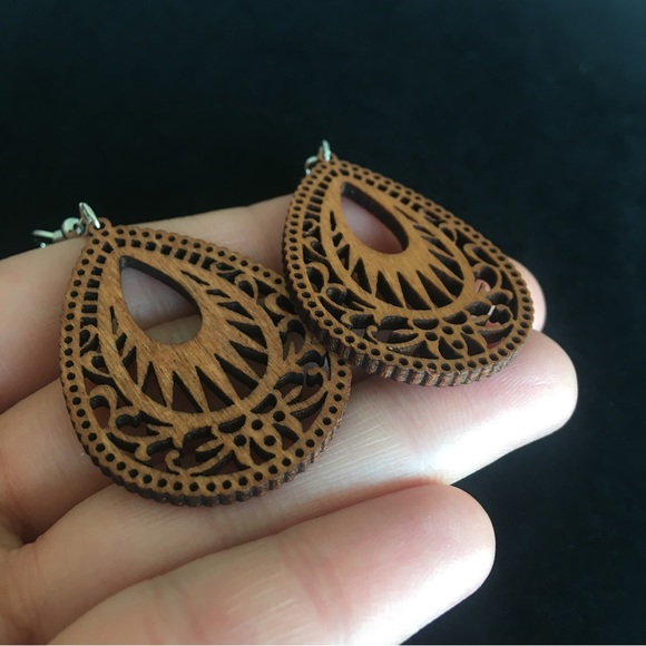 Brown Boho Wooden Water Drop Dangle Earrings - Picture 4 of 7